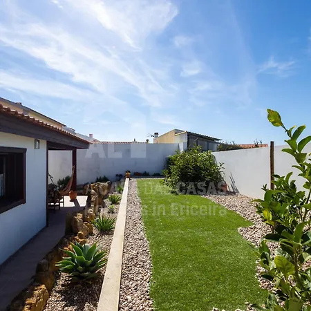 Cantinho S Juliao By Acasadascasas Carvoeira